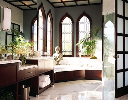 Traditional Design Venetian Bathroom